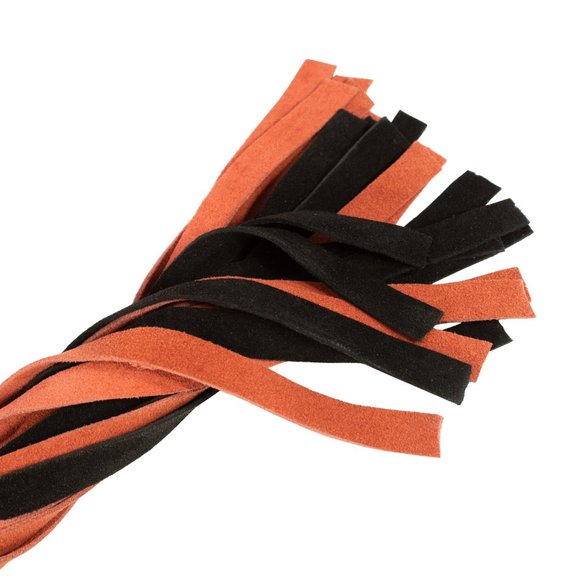 Premium Leather 20-Tail Flogger | Red & Black Heavy-Duty Impact Toy - Picture 4 of 9